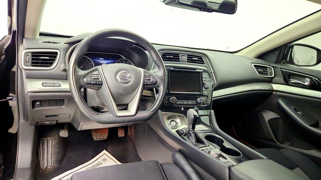 Used 2020 Nissan Maxima 3.5 S w/ Floor Mat Group FWD image 10