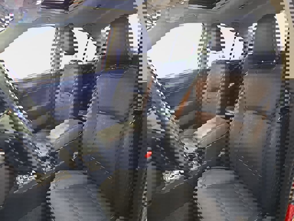 Used 2016 Subaru Legacy 3.6R Limited image 17