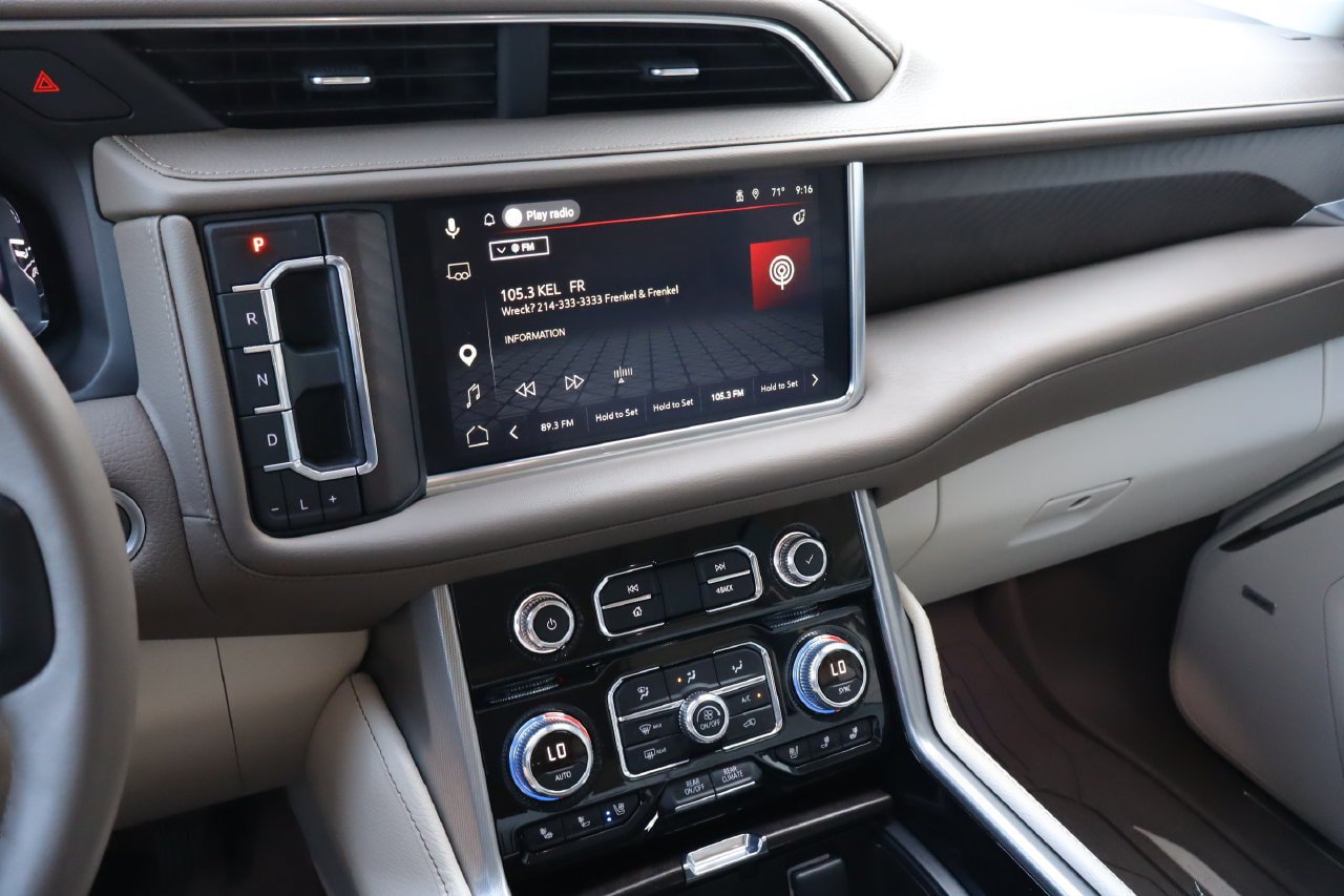 Used 2024 GMC Yukon Denali RWD image 8