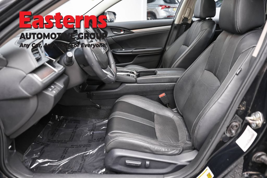 Used 2017 Honda Civic Touring image 14