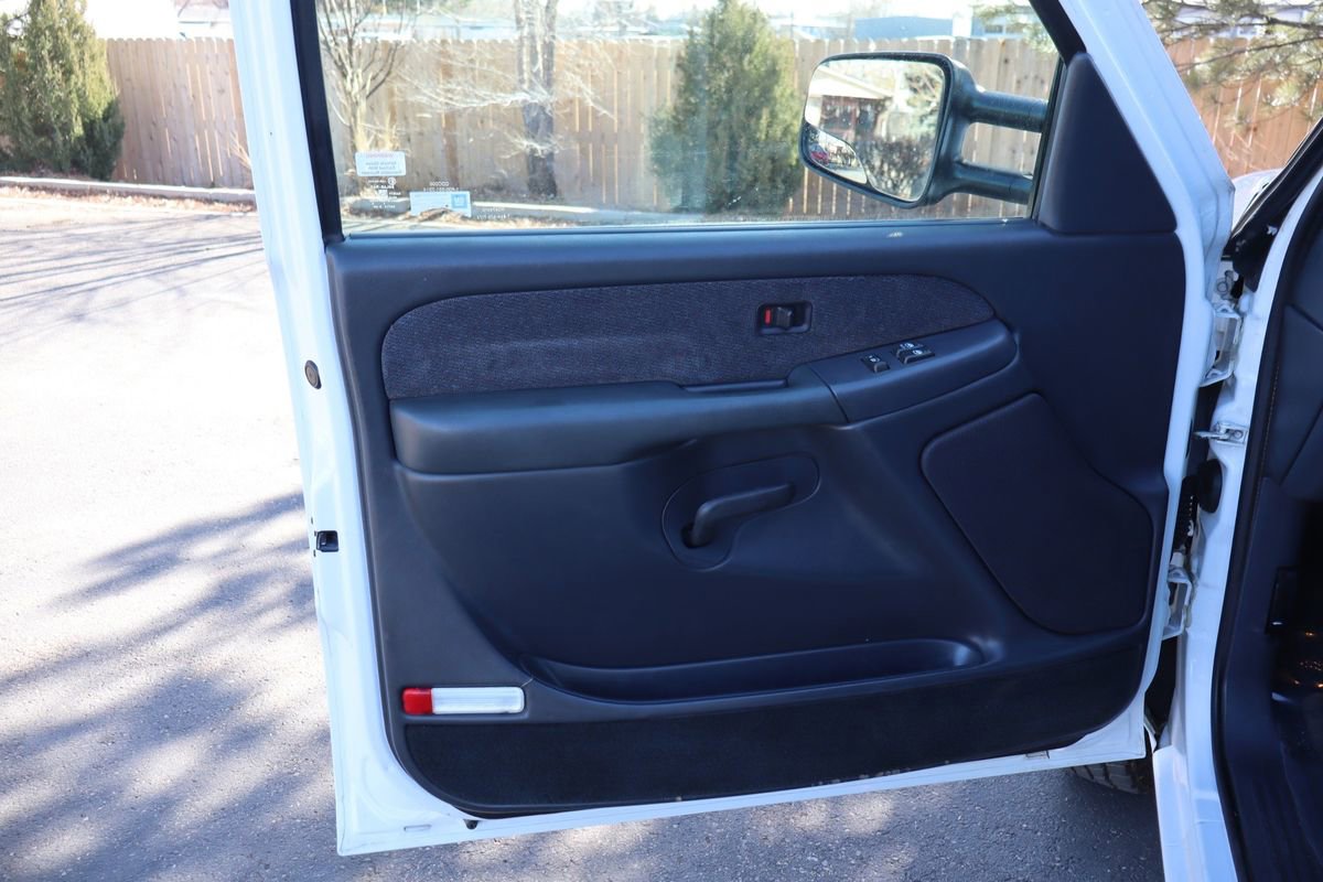 Used 2000 GMC Sierra 2500 SLE image 22