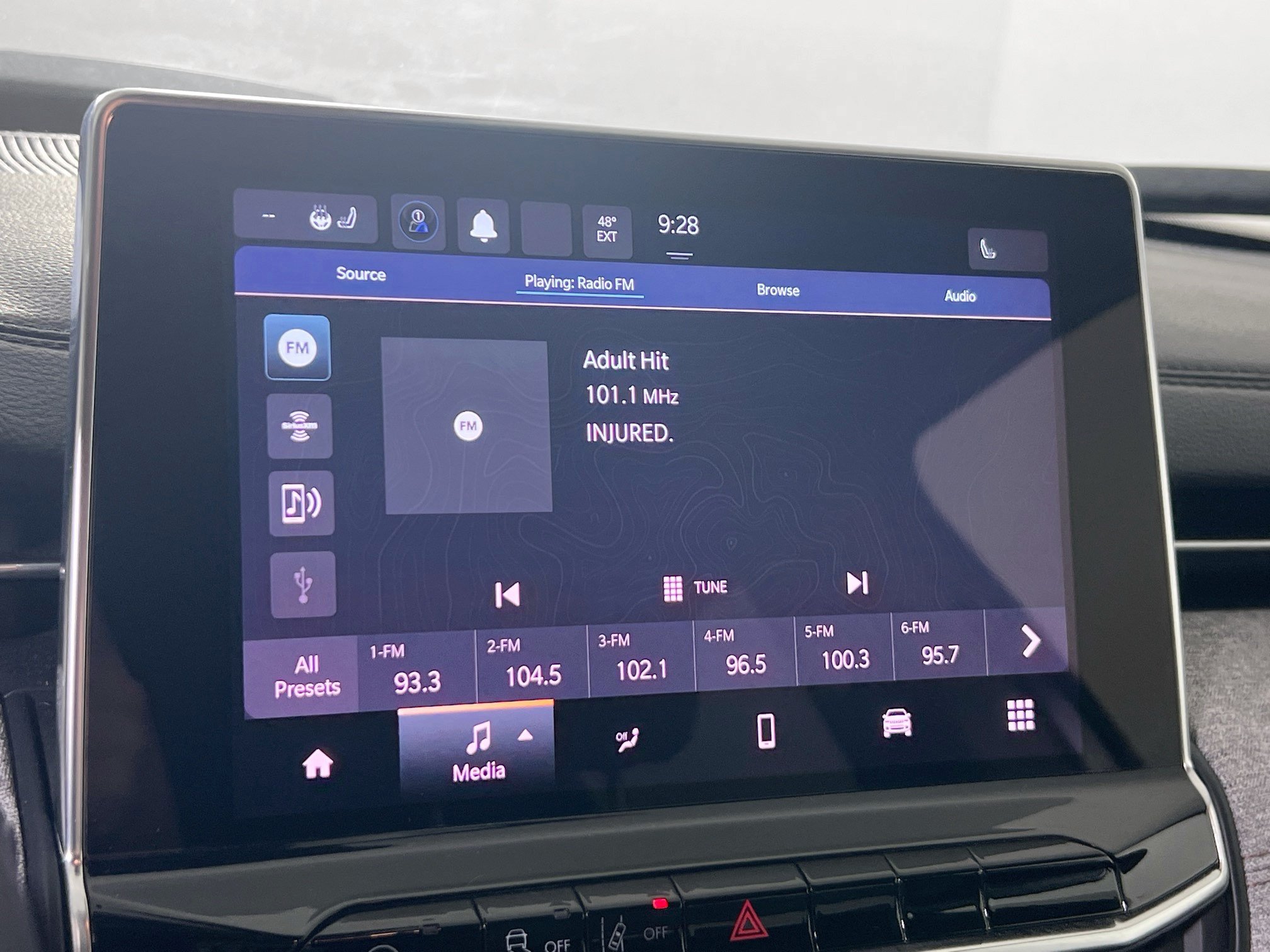 Used 2022 Jeep Compass Latitude AWD/4WD image 14