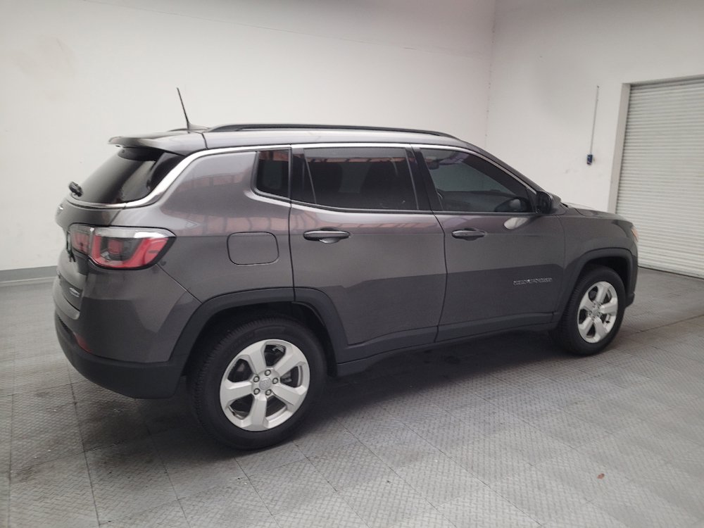 Used 2018 Jeep Compass Latitude w/ Popular Equipment Group FWD image 10