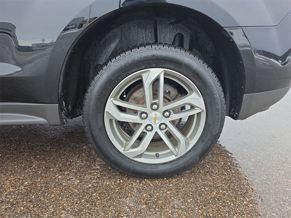 Used 2016 Chevrolet Equinox LTZ w/ Enhanced Convenience Package image 33