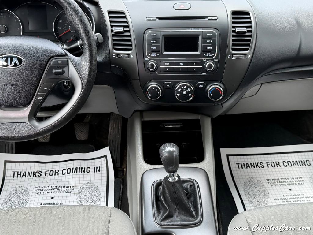 Used 2015 Kia Forte LX image 19