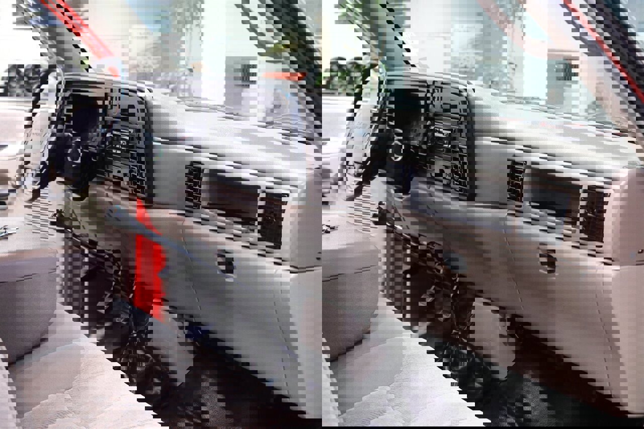 Used 1995 Dodge Ram 3500 Truck 4x4 Regular Cab image 18