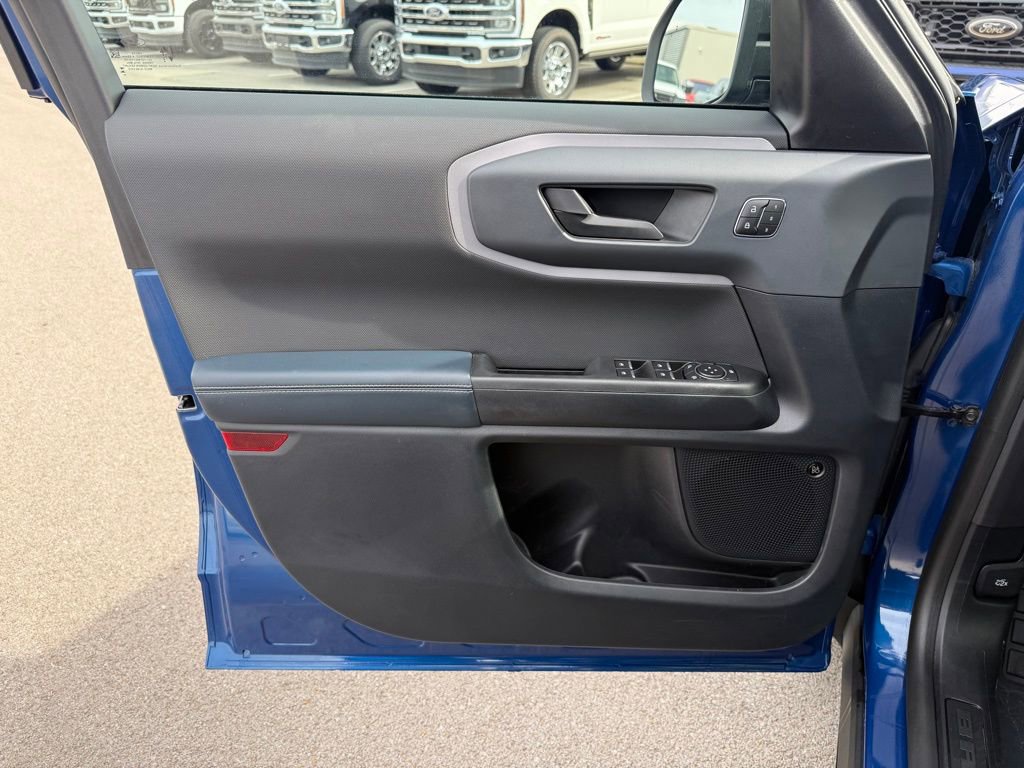 Used 2023 Ford Bronco Sport Outer Banks w/ Tech Package image 9