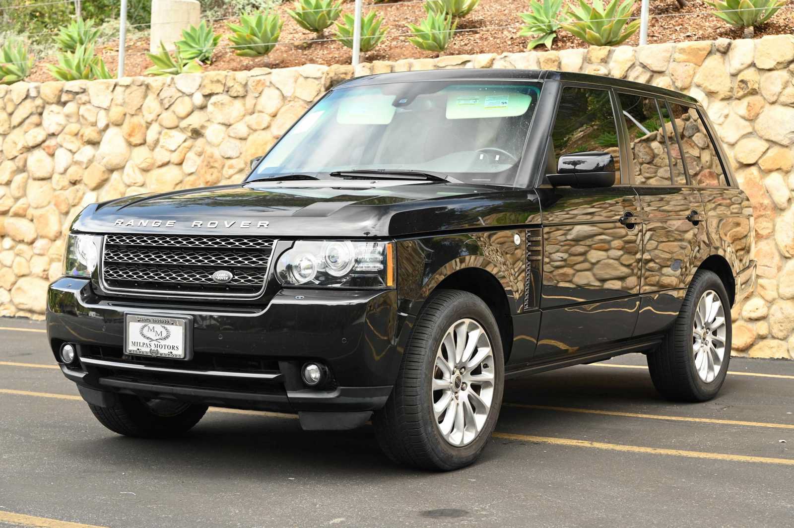 Used 2012 Land Rover Range Rover HSE AWD/4WD image 3
