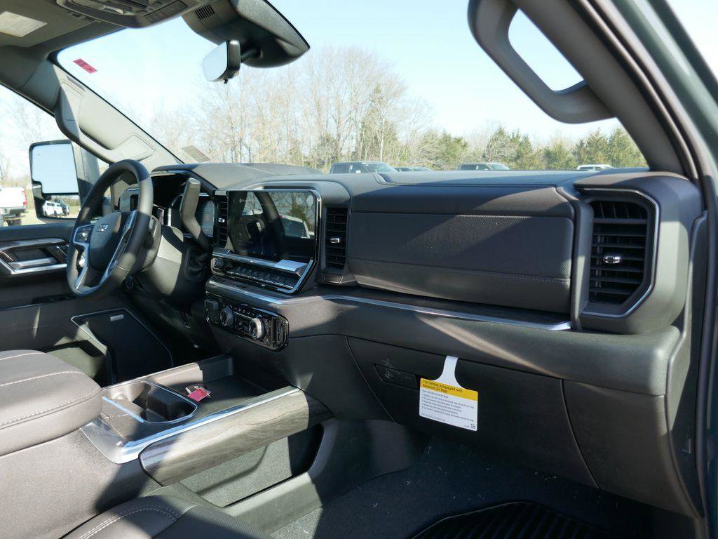 New 2026 Chevrolet Silverado 3500 LTZ w/ LTZ Plus Package AWD/4WD image 14