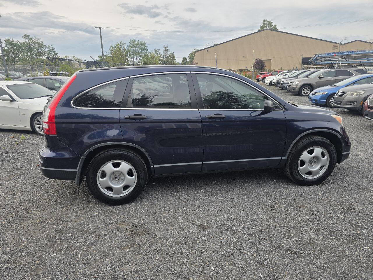 Used 2011 Honda CR-V LX image 9