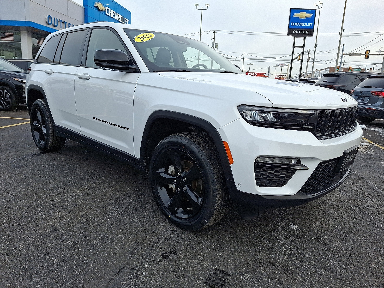 Used 2023 Jeep Grand Cherokee Limited w/ Luxury Tech Group II image 7