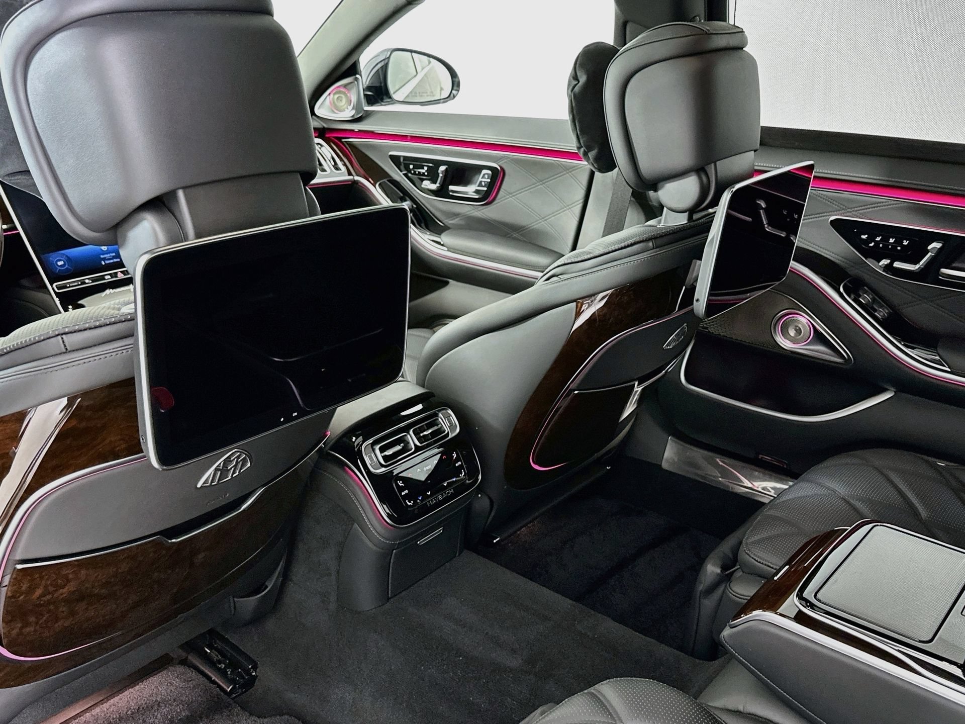 Used 2024 Mercedes-Benz Maybach S 680 4MATIC image 28