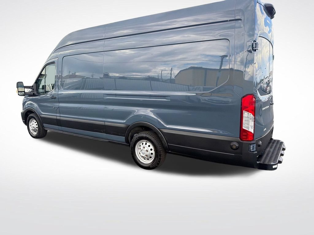 Used 2022 Ford Transit 250 148 High Roof Extended AWD w/ Parcel Delivery Package image 3