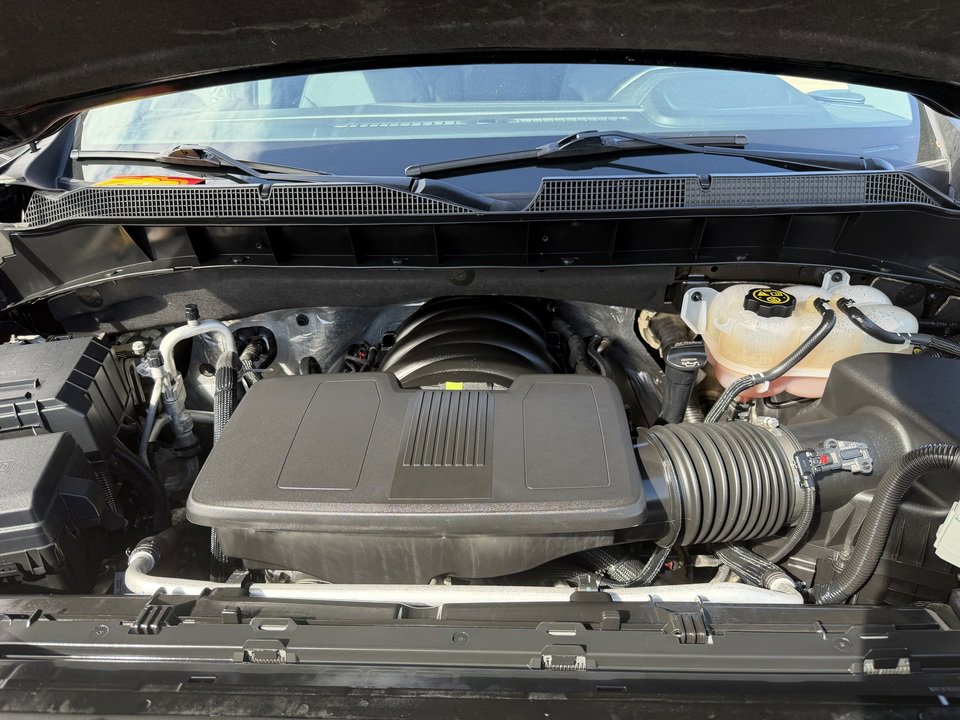 Used 2024 Chevrolet Silverado 1500 LTZ image 9