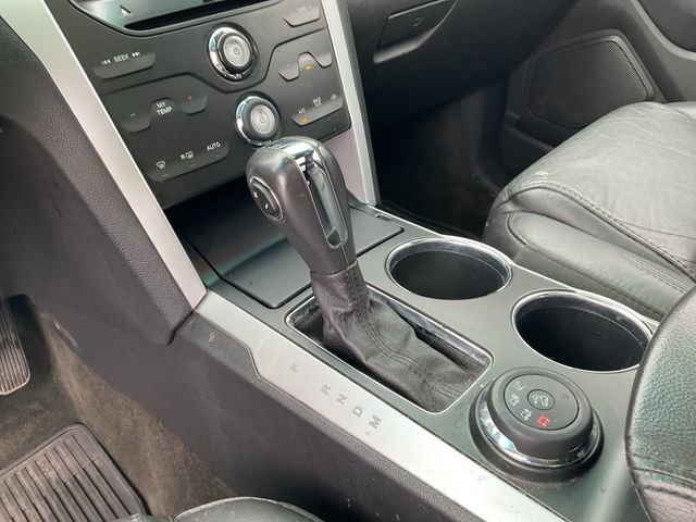 Used 2014 Ford Explorer XLT w/ Equipment Group 202A AWD/4WD image 24
