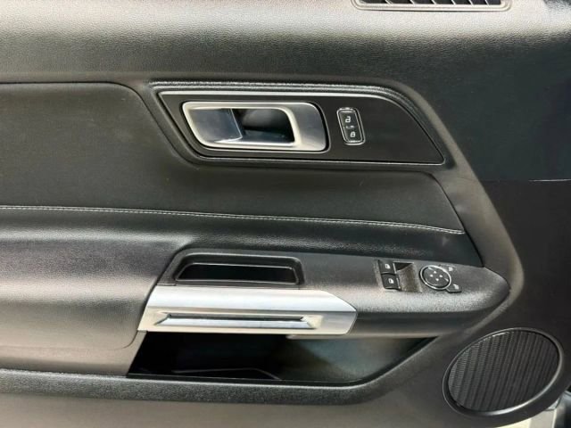 Used 2022 Ford Mustang EcoBoost image 12