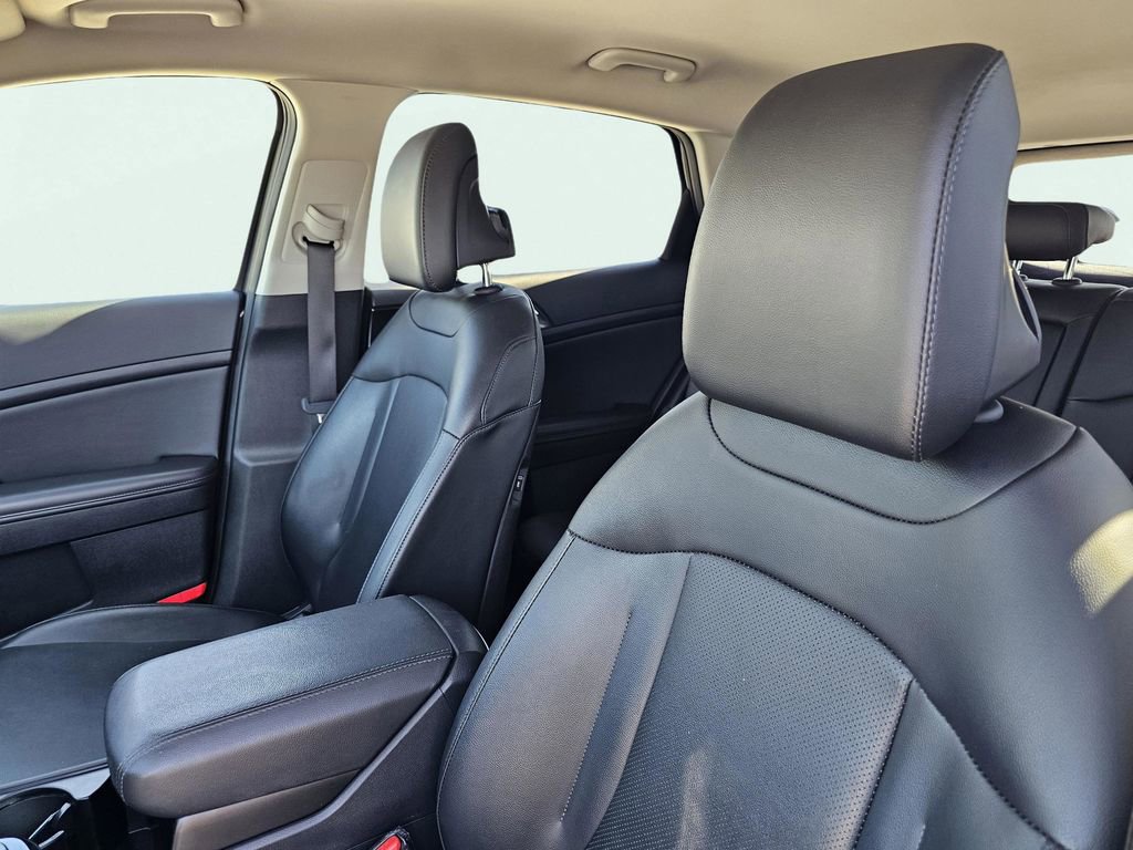 Certified 2024 Kia Sportage EX image 19