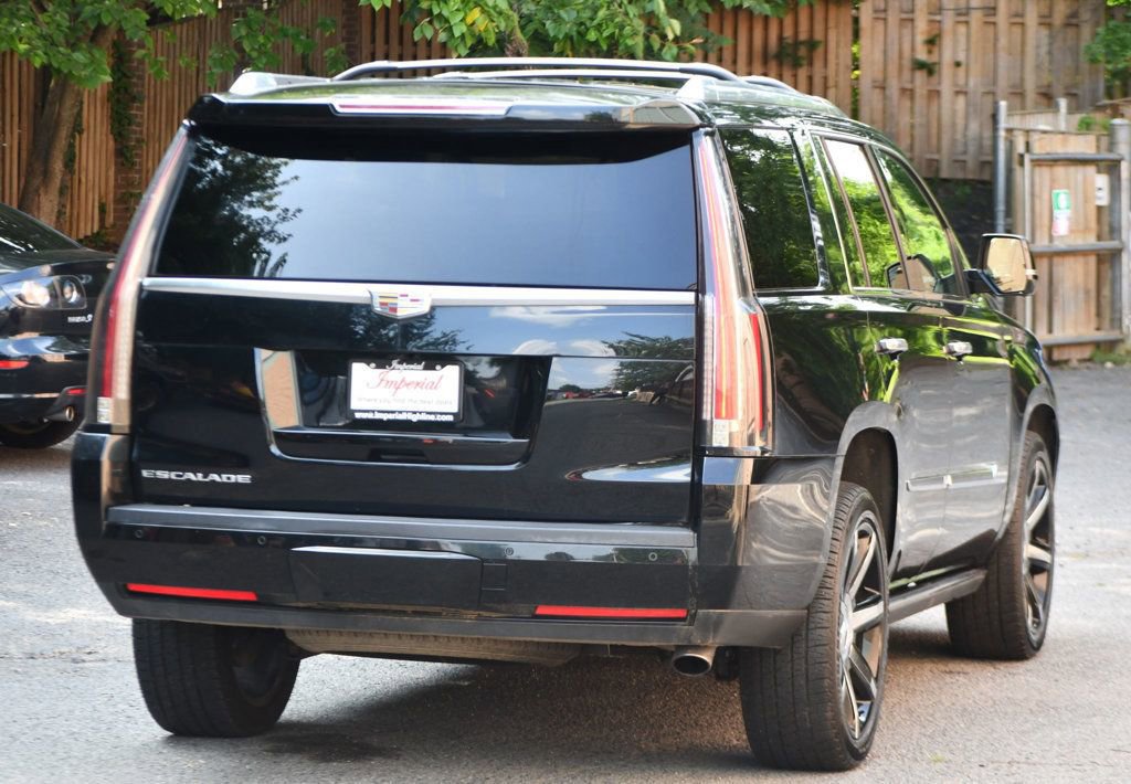 Used 2016 Cadillac Escalade Premium image 9
