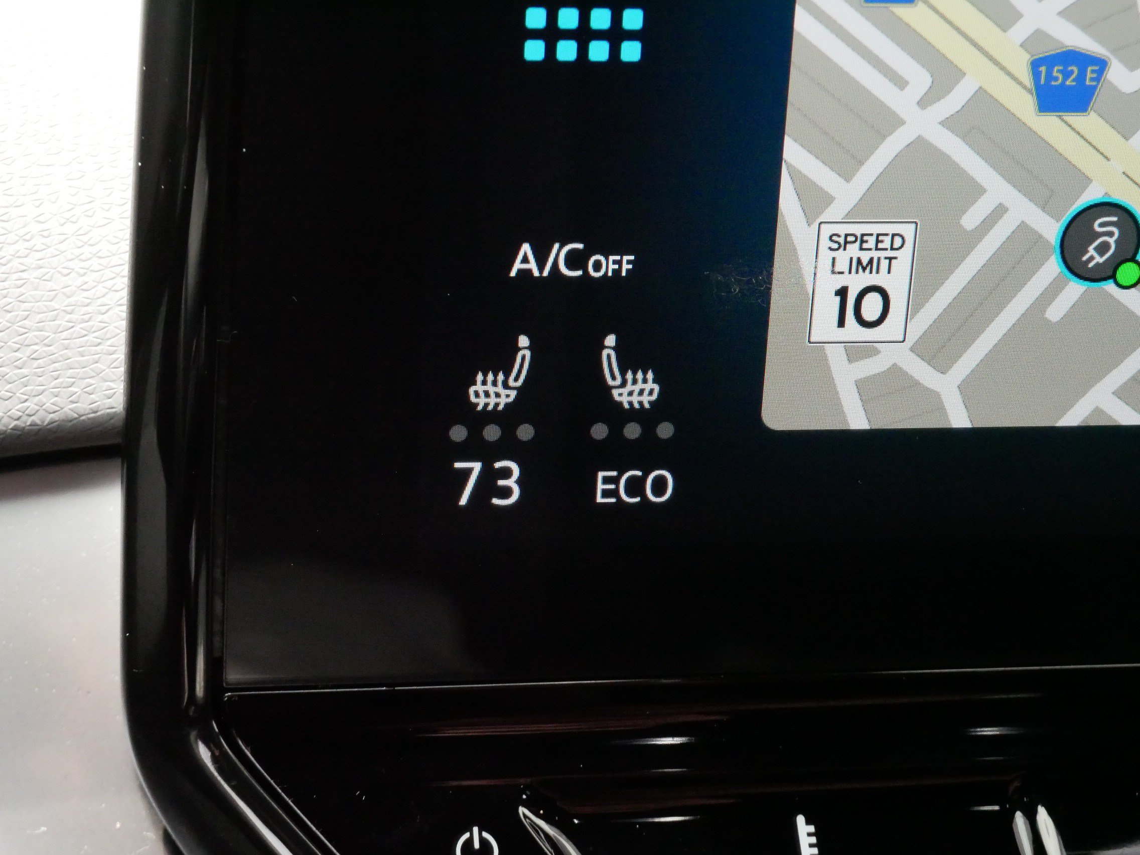 Used 2022 Volkswagen ID.4 Pro AWD/4WD image 27