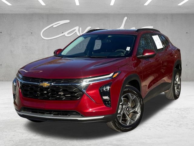Used 2025 Chevrolet Trax LT