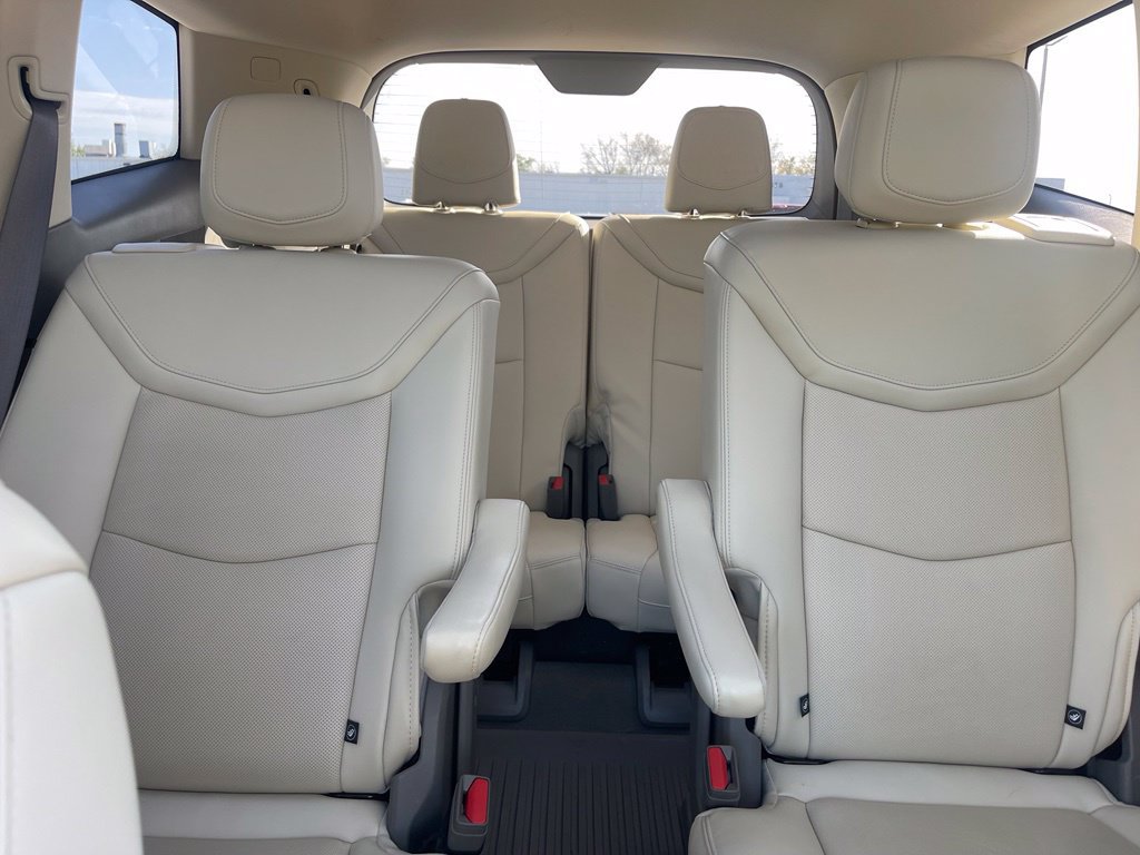 Certified 2023 Cadillac XT6 Premium Luxury w/ LPO, Floor Liner Package AWD/4WD image 12