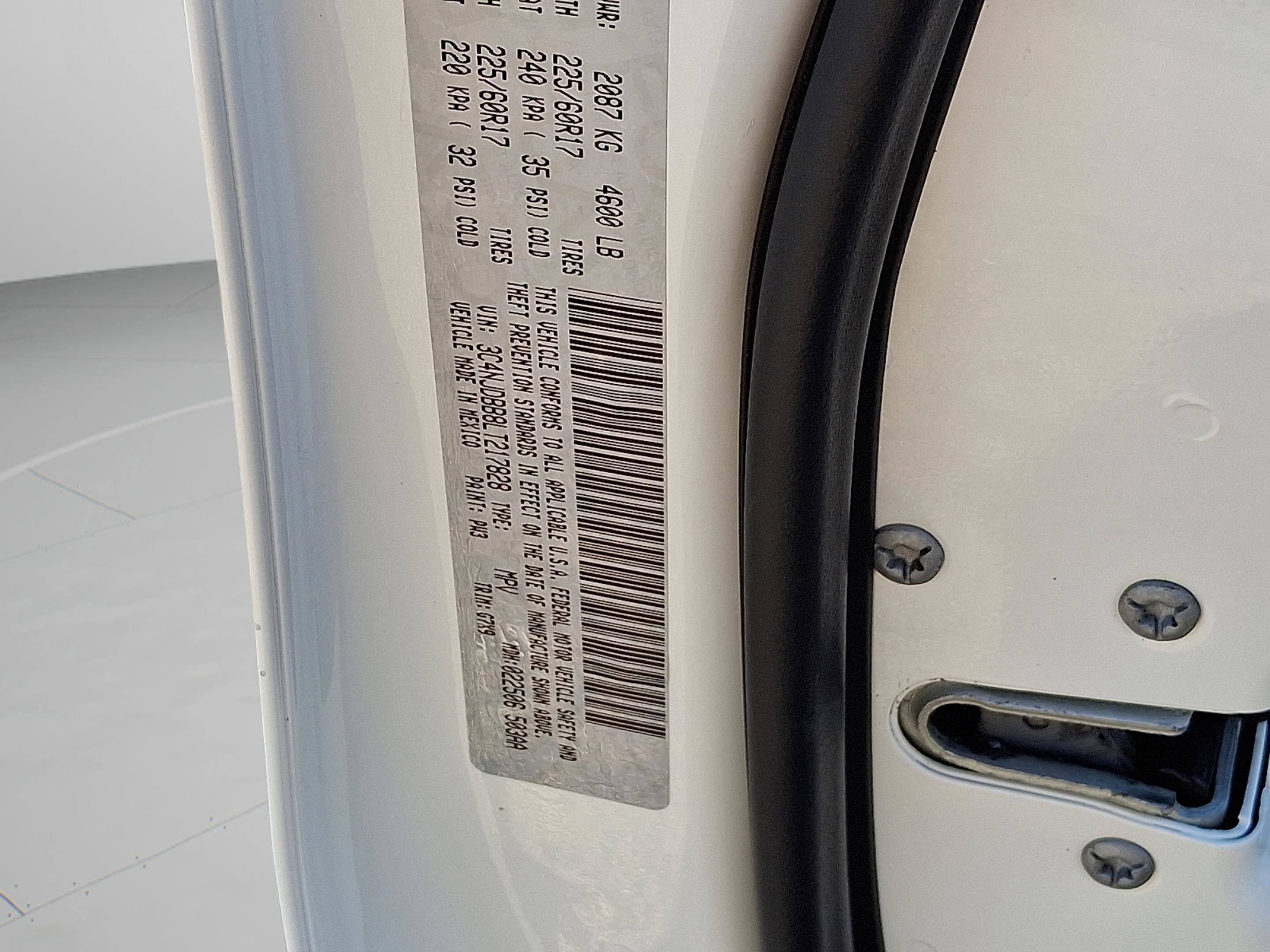 Used 2020 Jeep Compass Latitude image 26