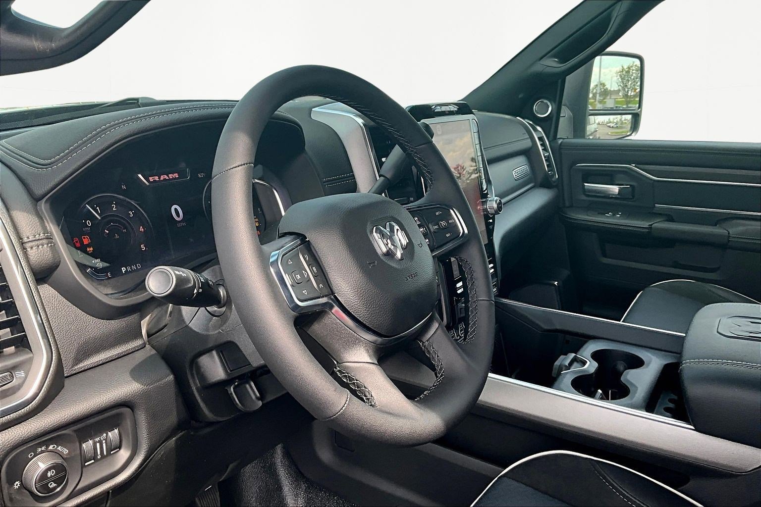 New 2026 RAM 4500 4x4 Crew Cab DRW image 9