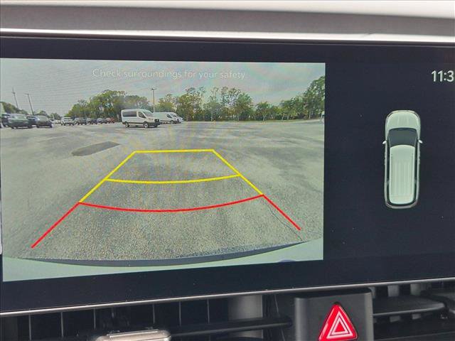Used 2025 Kia Carnival EX FWD image 14