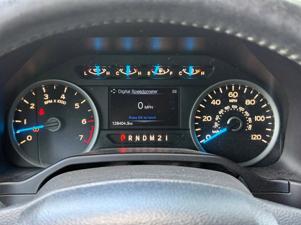 Used 2017 Ford F150 XLT w/ Equipment Group 302A Luxury AWD/4WD image 15