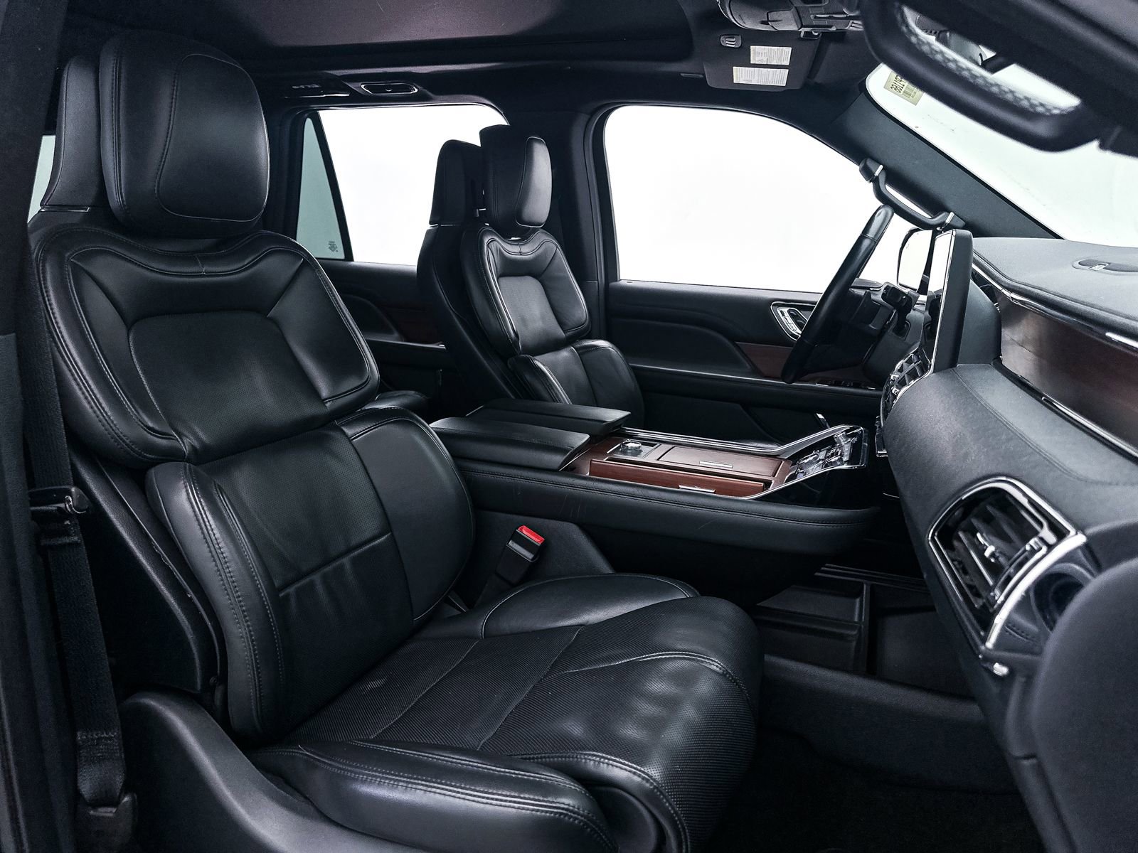 Used 2022 Lincoln Navigator L Reserve AWD/4WD image 34