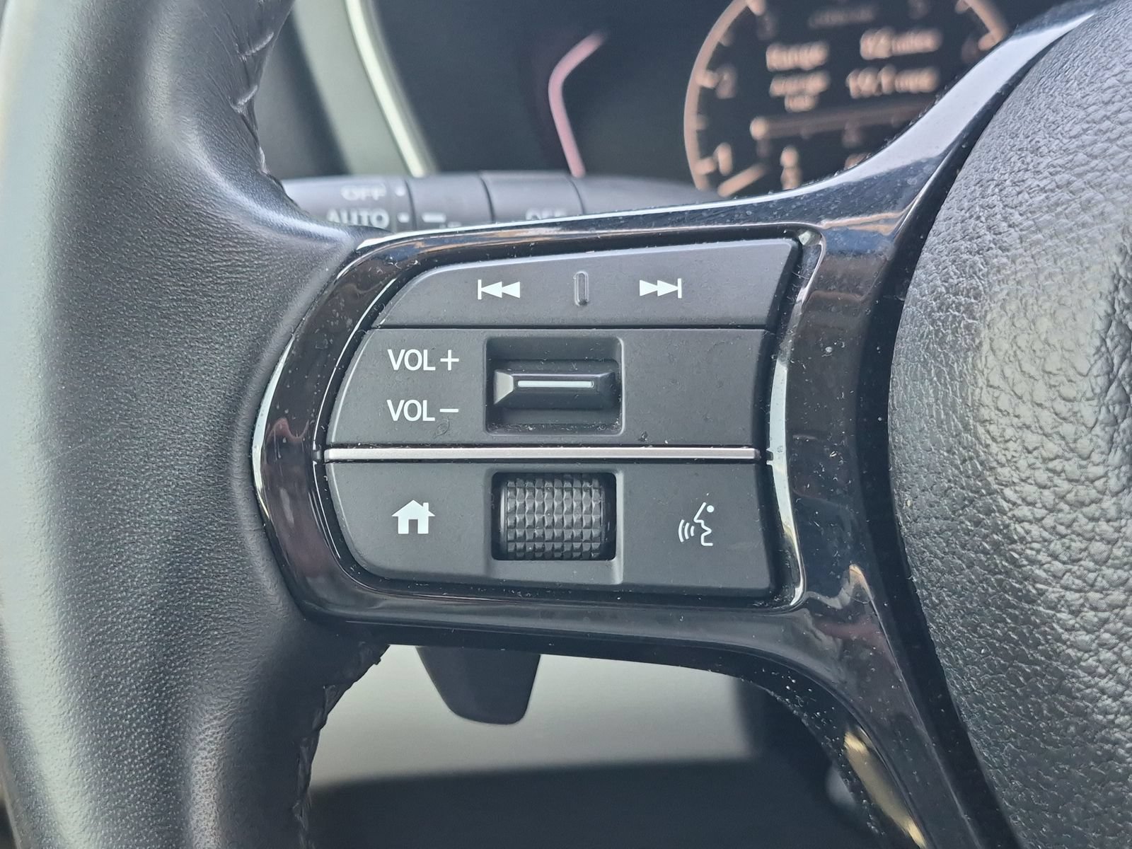 Certified 2023 Honda Pilot EX-L image 13
