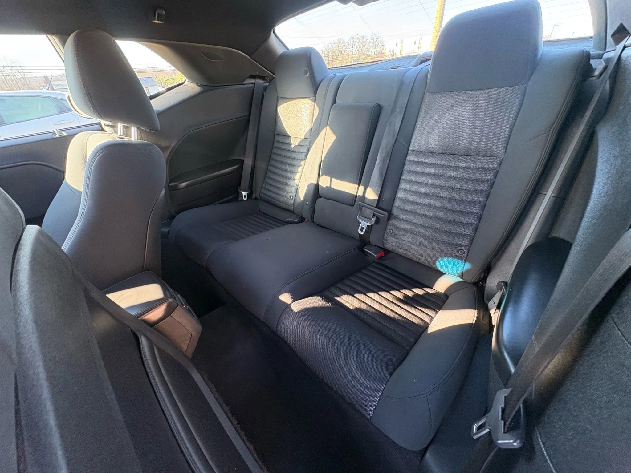 Used 2012 Dodge Challenger SXT image 10