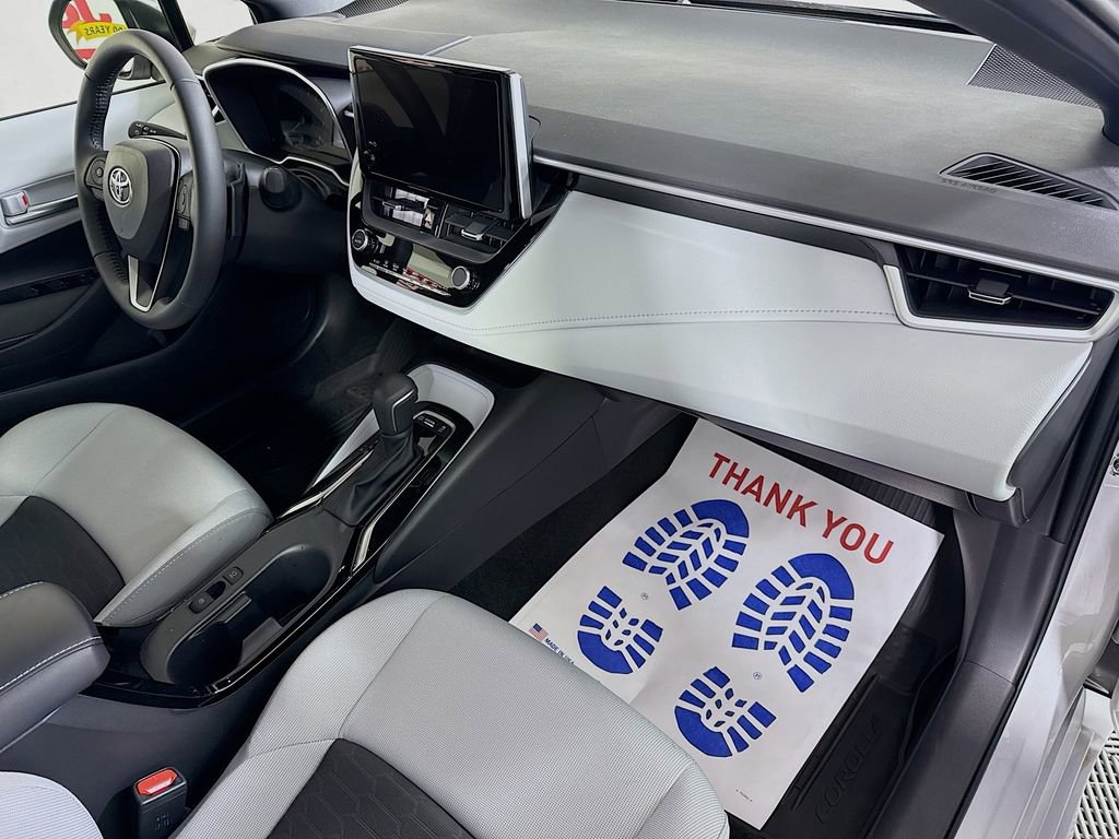 Certified 2025 Toyota Corolla SE image 29