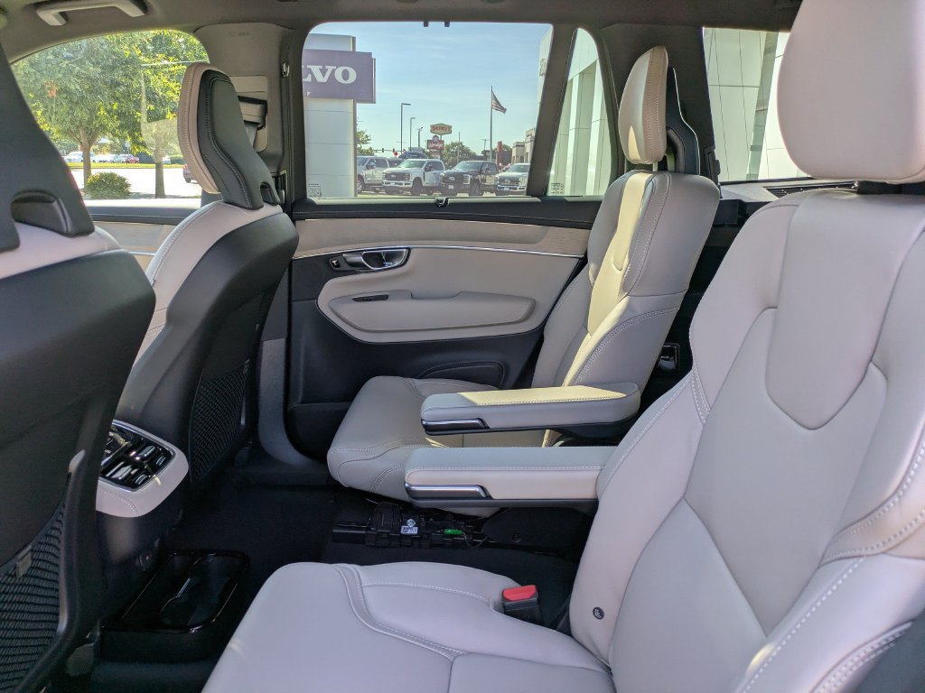 New 2027 Volvo XC90 B6 Ultra AWD/4WD image 13