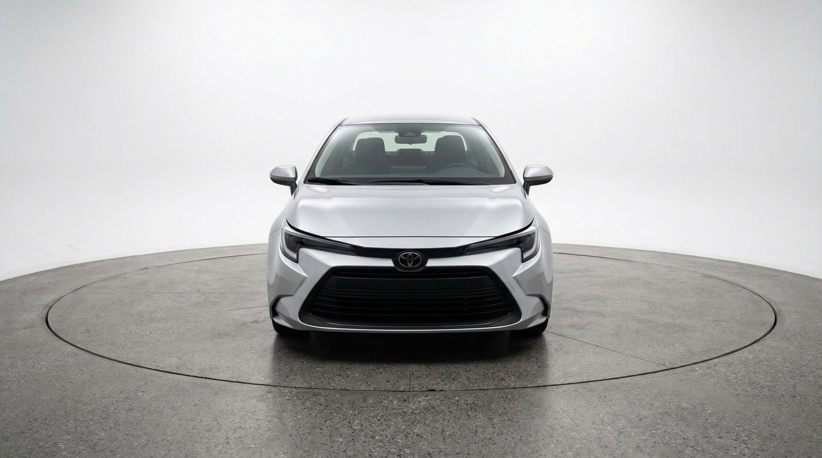 Used 2025 Toyota Corolla LE FWD image 2