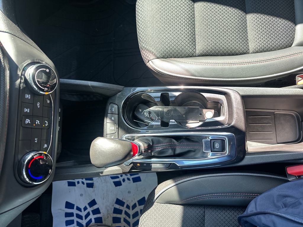 Used 2023 Chevrolet TrailBlazer RS AWD/4WD image 13