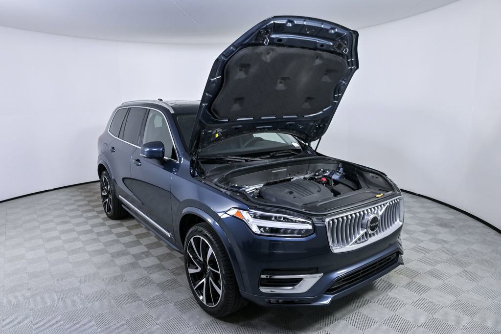 Certified 2023 Volvo XC90 B5 Plus image 36