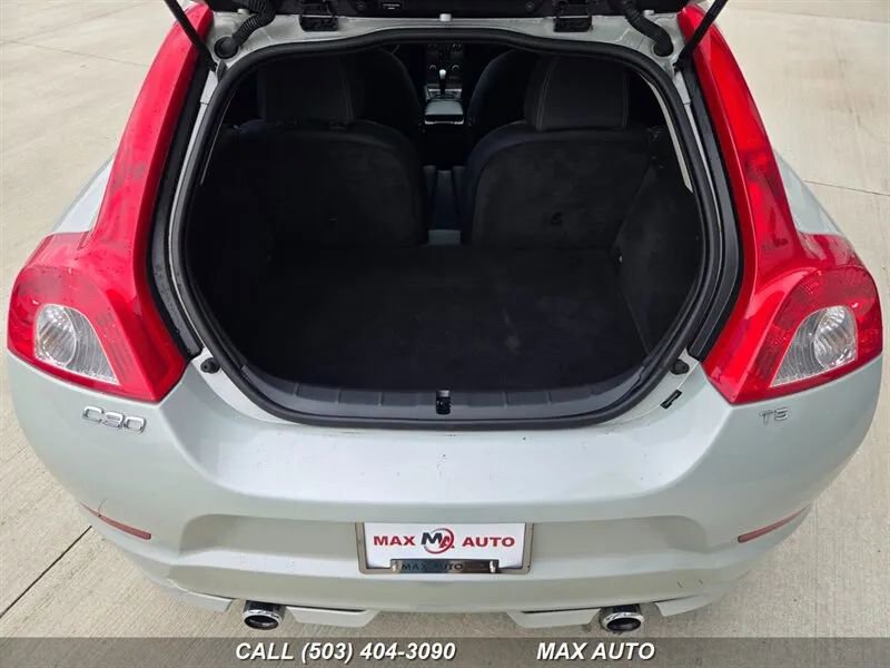 Used 2011 Volvo C30 T5 R-Design image 15