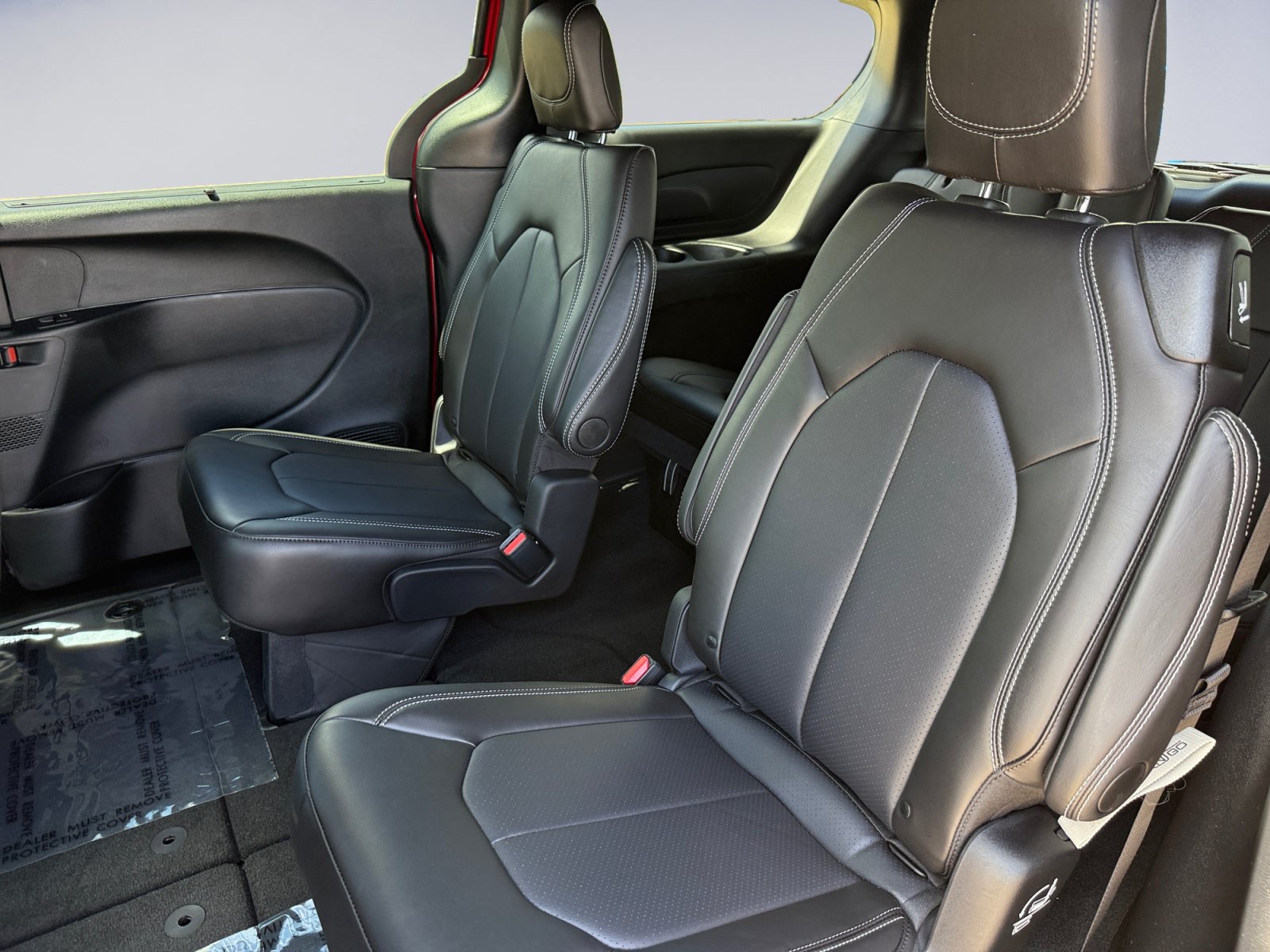 New 2027 Chrysler Pacifica LX FWD image 13