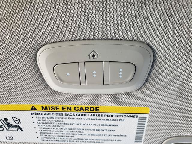 Used 2022 Chrysler Pacifica Touring-L FWD image 23