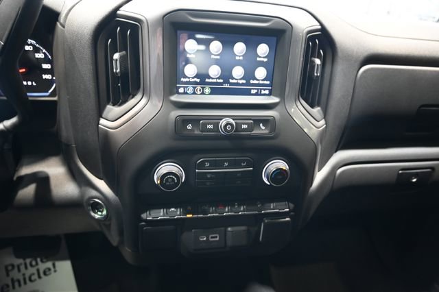 Used 2022 Chevrolet Silverado 1500 Custom Trail Boss AWD/4WD image 15