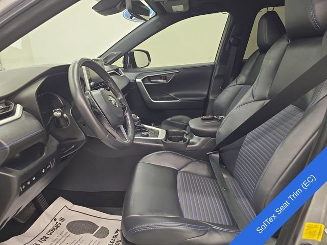 Used 2021 Toyota RAV4 XSE w/ XSE Grade Weather Package AWD/4WD image 20