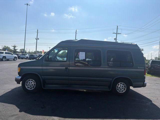 Used 1995 Ford E-150 and Econoline 150 RWD image 4
