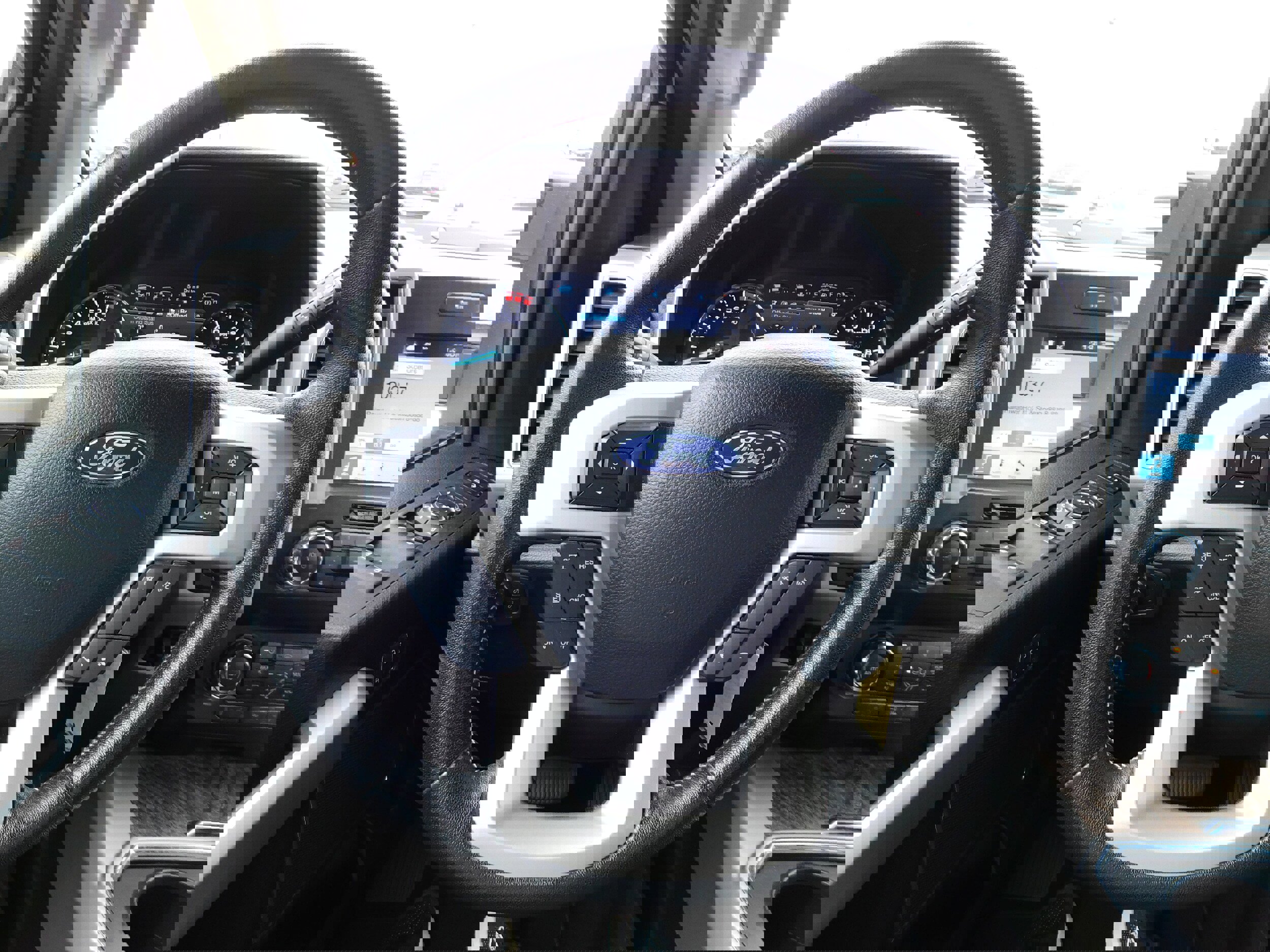 Used 2019 Ford F250 Lariat w/ Chrome Package image 21