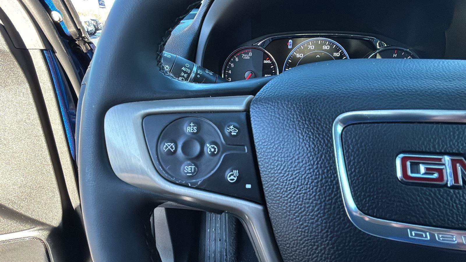 Used 2023 GMC Terrain Denali image 15