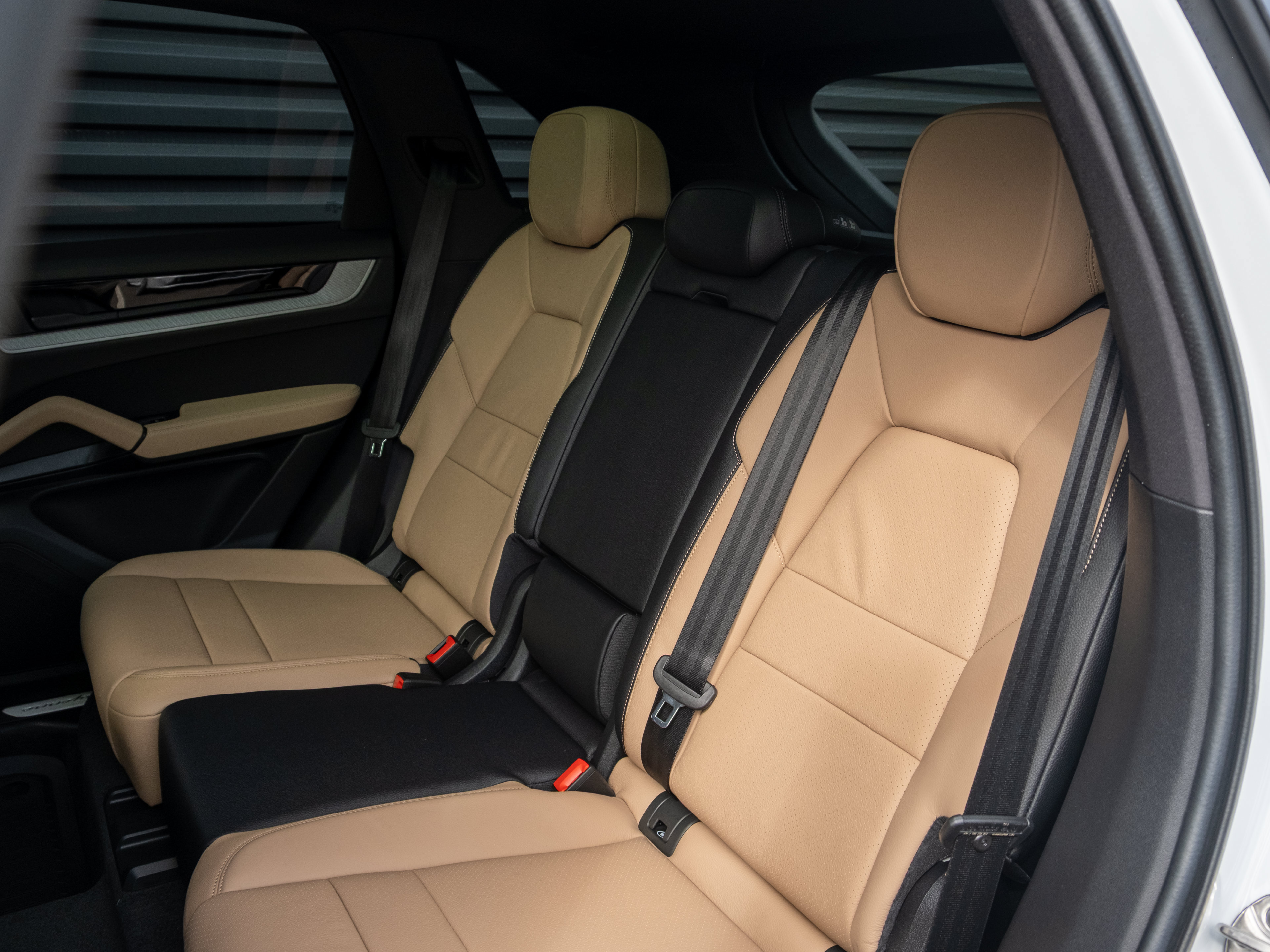 New 2026 Porsche Cayenne AWD/4WD image 37
