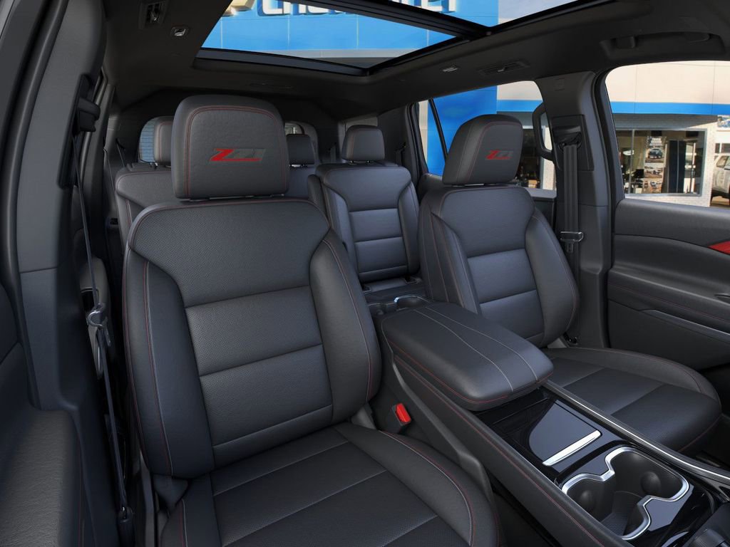 New 2026 Chevrolet Traverse Z71 w/ LPO, Floor Liner Package image 16
