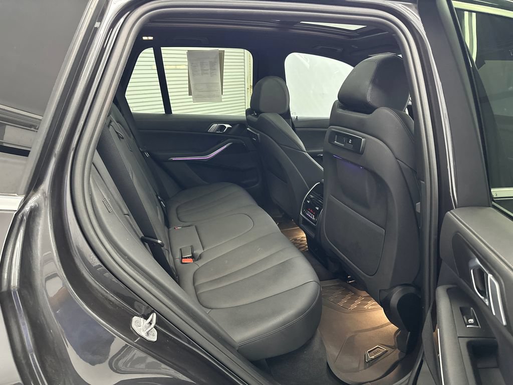 Used 2019 BMW X5 xDrive40i w/ Premium Package 2 AWD/4WD image 17