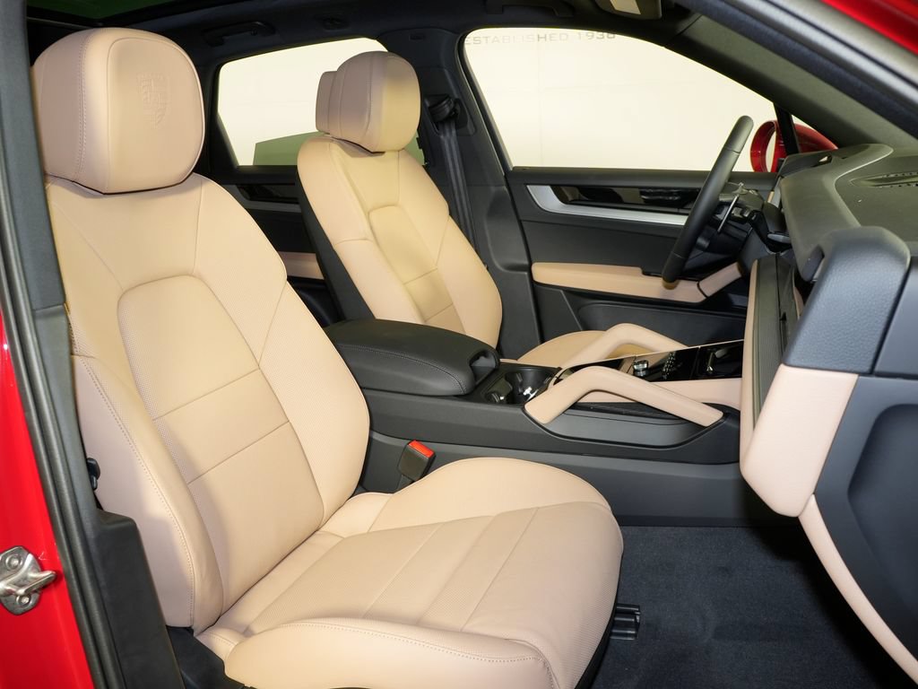 New 2026 Porsche Cayenne AWD/4WD image 39