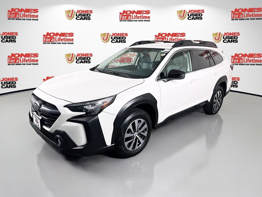 Used 2024 Subaru Outback Premium AWD/4WD image 13